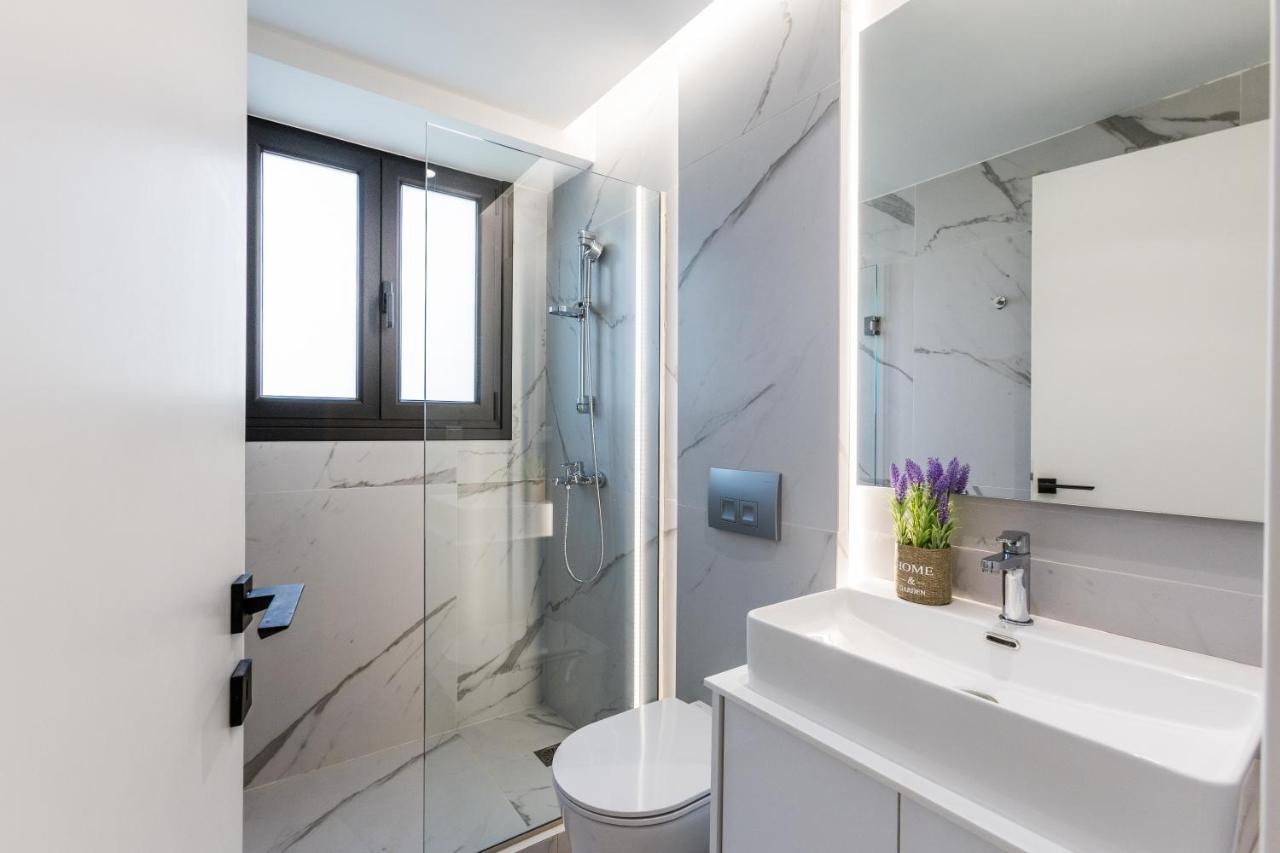 Apartment Varkiza Luxury By Raise