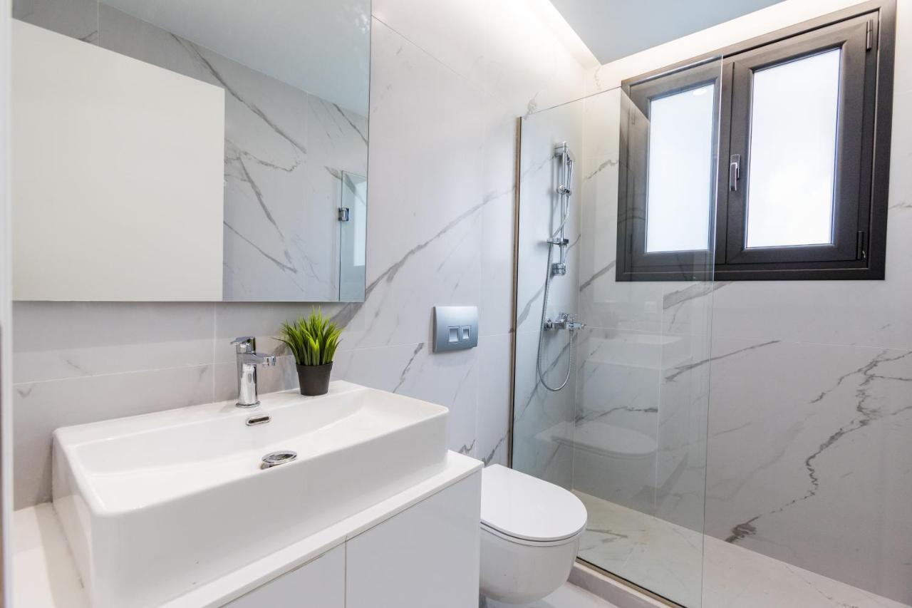 Varkiza Luxury By Raise Apartment
