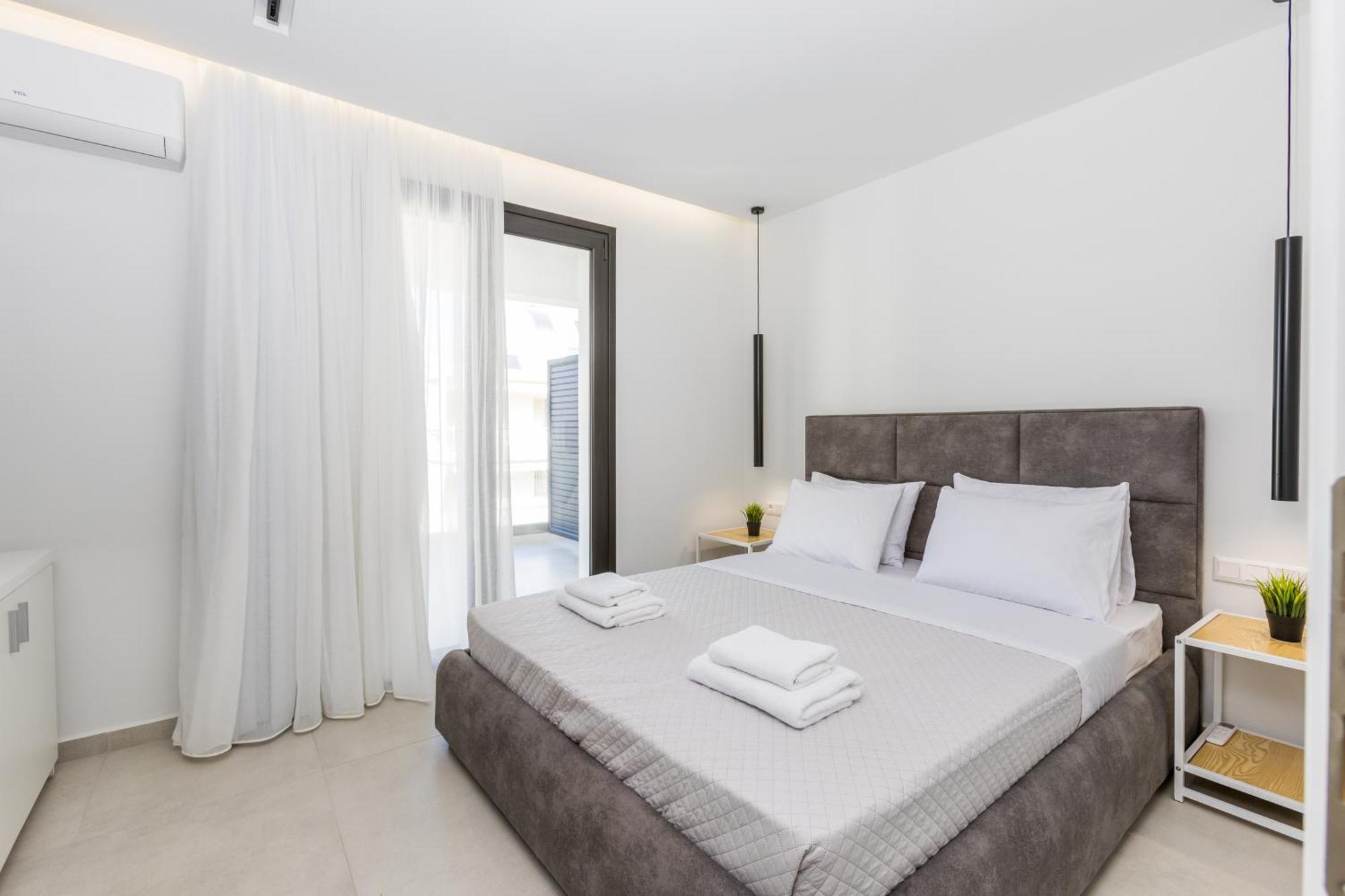 Apartment Varkiza Luxury By Raise
