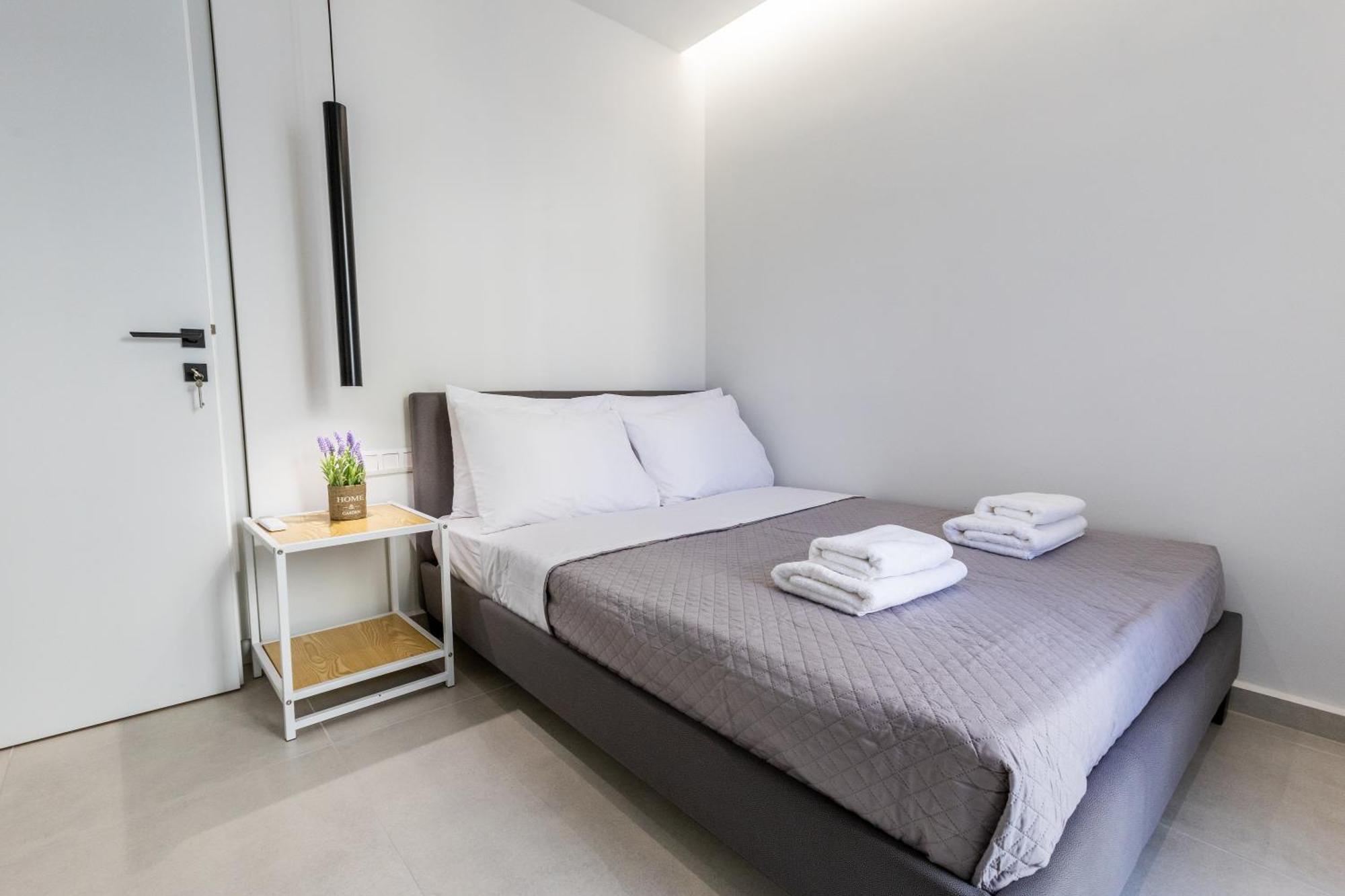 Apartment Varkiza Luxury By Raise Vári